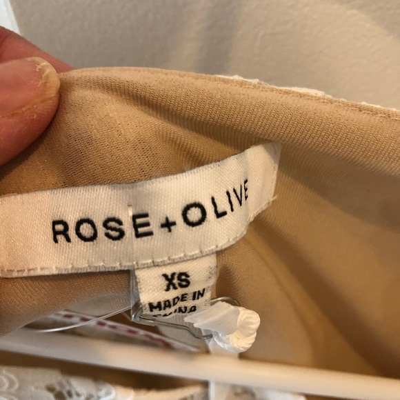 Rose and Olive lace bell sleeve top - Picture 3 of 3